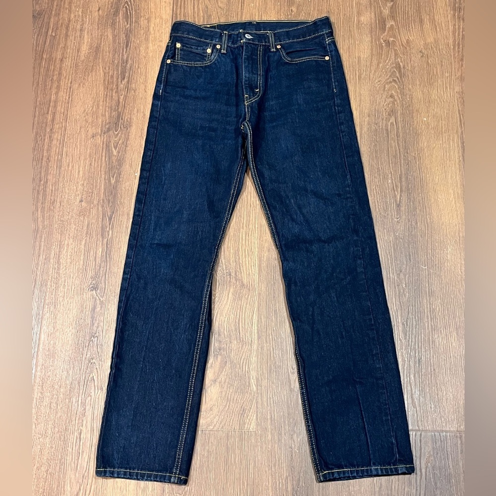 Levi’s 505 size 32/34 dark blue men’s denim jeans Straight leg roomy fit EUC